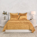 Bari - Velvet Quilt Set