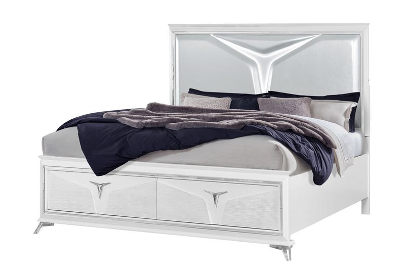 Romo - 6 Piece Queen Bedroom Set With Two Nightstands - White