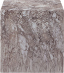 Piazza - Table
